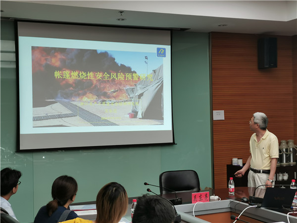 质安学院师生走进浙江省产品质量安全检测研究院消声室 探秘静音世界的科学之旅